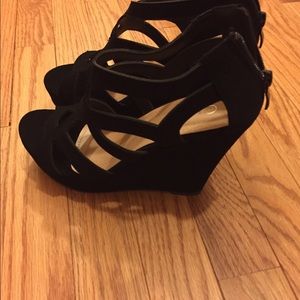 Top Moda Ella-15 Black wedge heels sz7